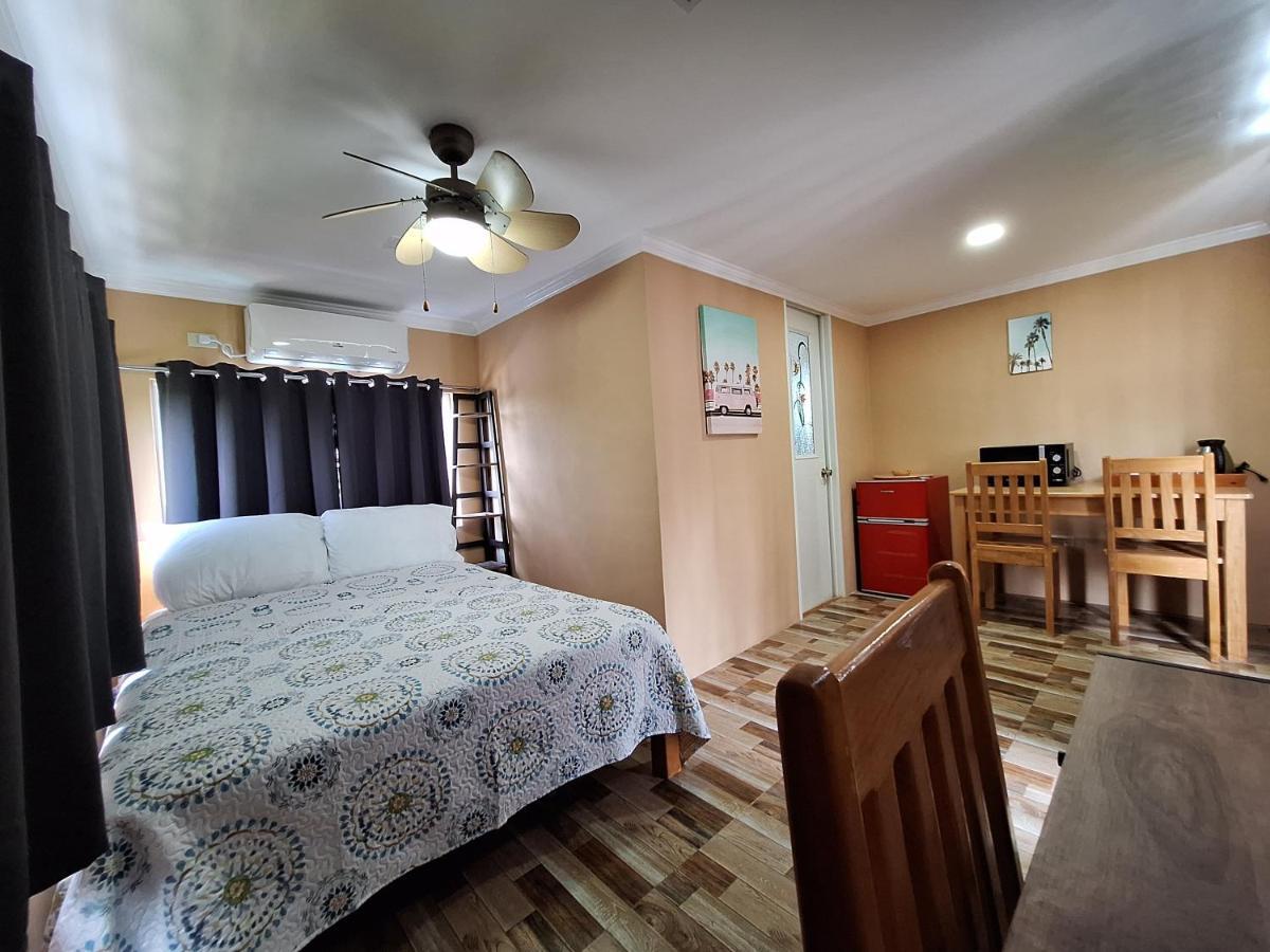 Joe'S Castle Bed & Breakfast Sagbayan Exterior photo
